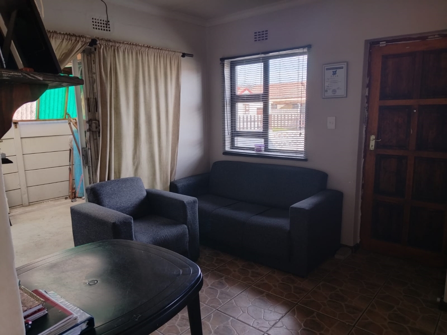 2 Bedroom Property for Sale in Sarepta Western Cape